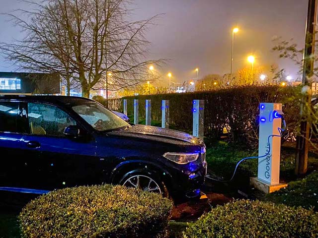 全套電氣方案護航，格亞產品助力法國充電樁穩定高效運行